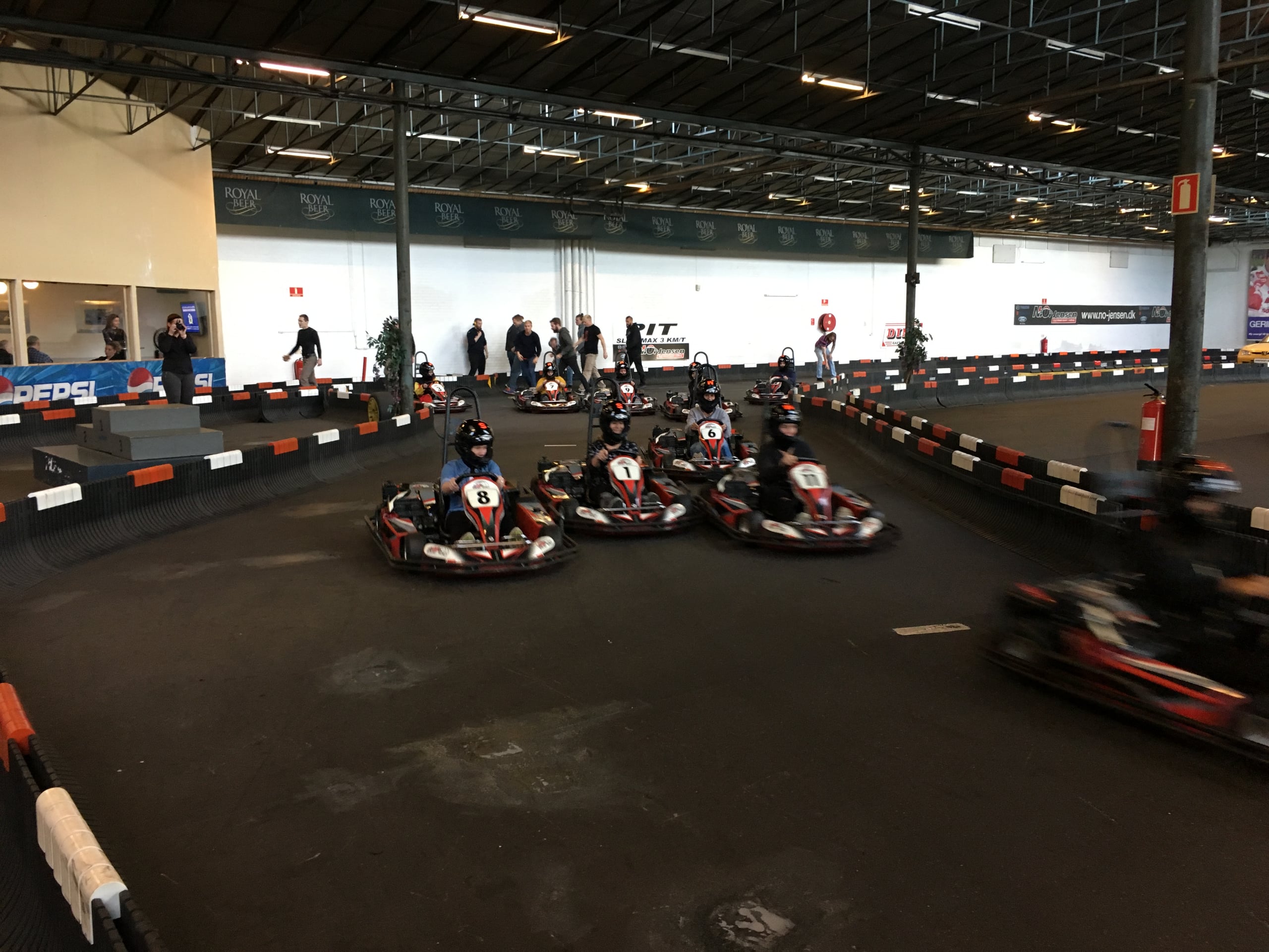 Grand Prix grid start med tilskuere